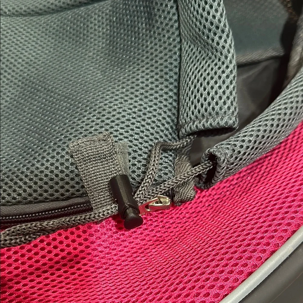 Yudodo Comfy Paws Pet Sling Carrier - Black and Pink